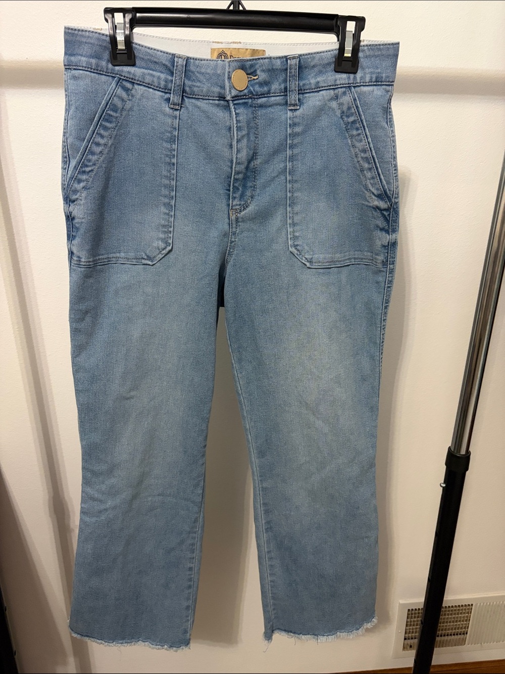 Democracy Ab technology Light Wash ankle crop flare patch pocket raw hem jeans